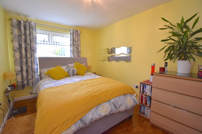 Bedroom- click for photo gallery